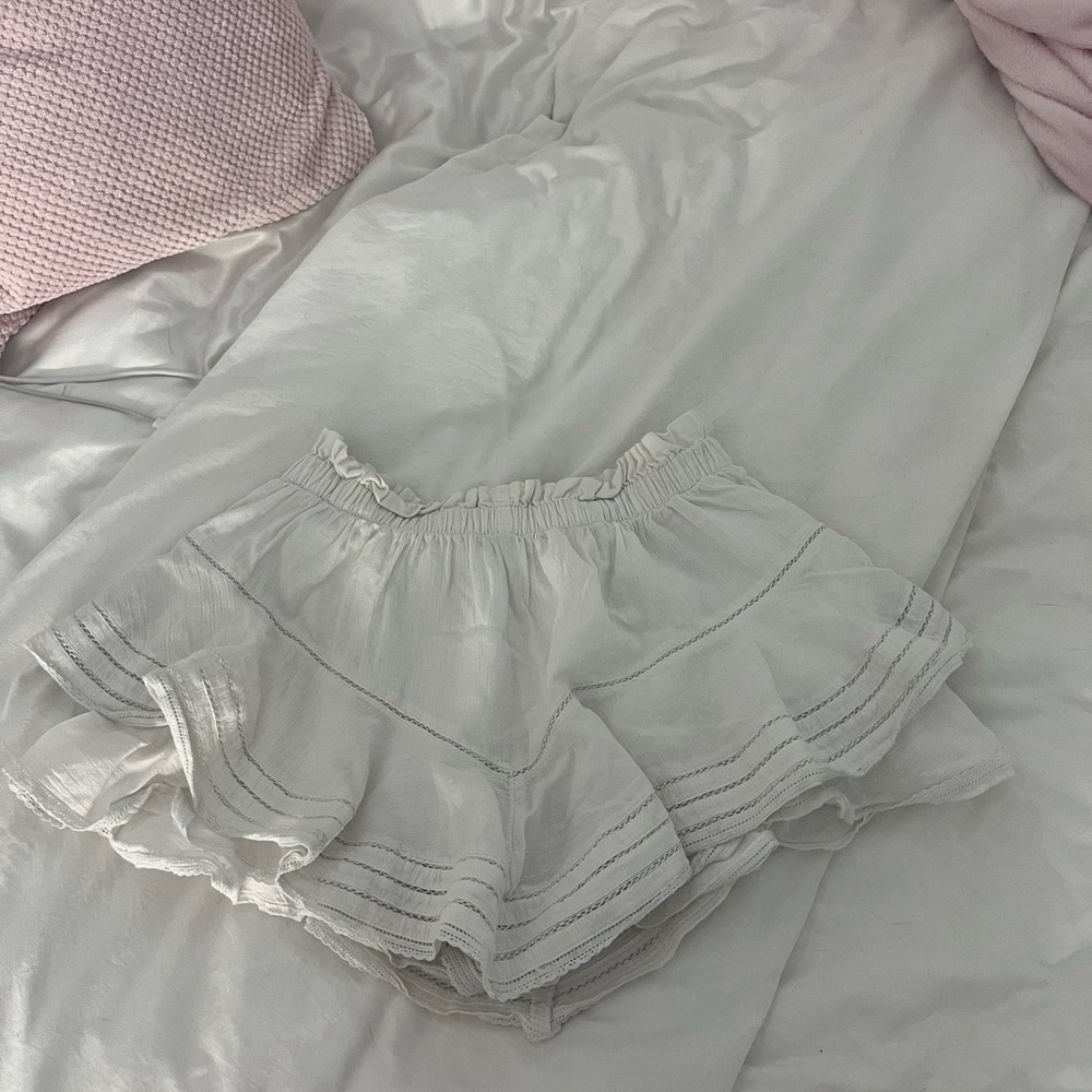 Aerie white flowy skirt